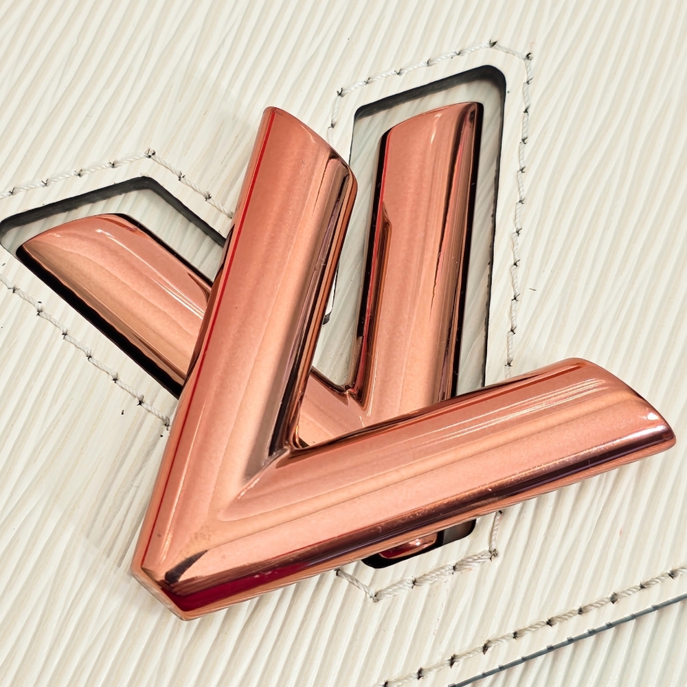 ✨️Like New - Authentic Louis Vuitton Twist PM Epi White/Pink Limited Edition - Picture 5 of 17
